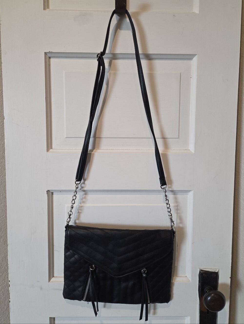 Maurices Women's Black Quilted Crossbody Bag